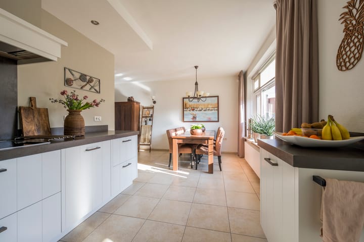 Foto 10 van Freule Helenastraat 26