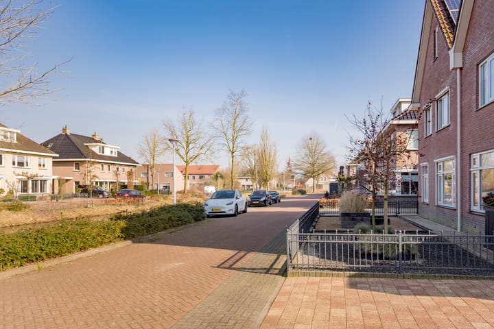 Foto 42 van Freule Helenastraat 26