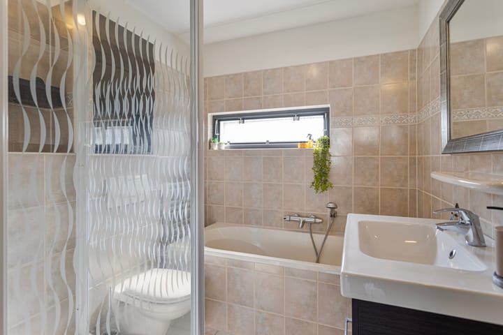 Foto 21 van Anna Bijnsstraat 80