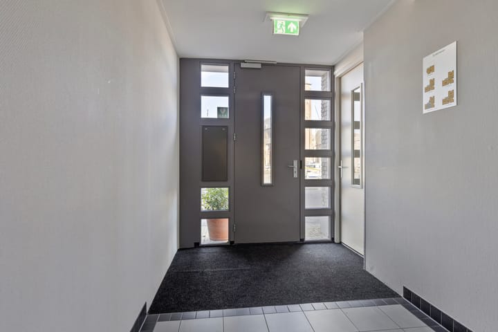 Photo 2 of Zuiderhaven 184