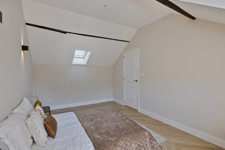 Foto 31 van Valkenaarstraat 99