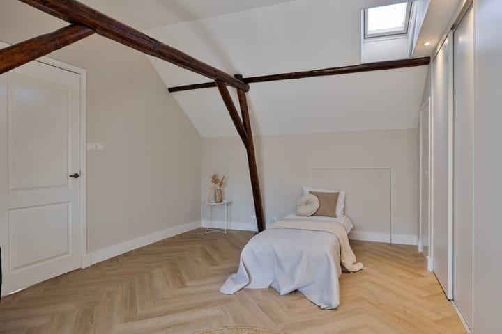 Foto 32 van Valkenaarstraat 99