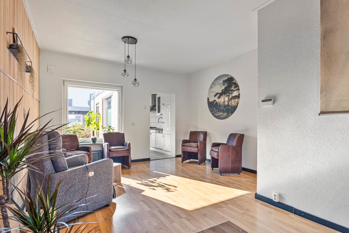 Foto 5 van Tjibbe Knolstraat 16