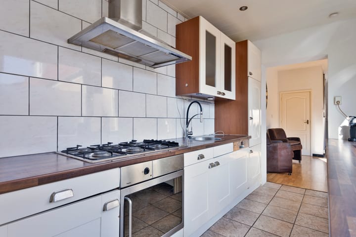 Foto 9 van Tjibbe Knolstraat 16