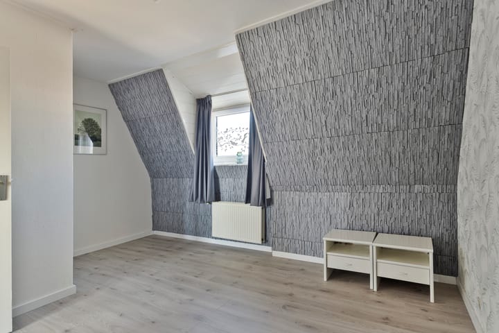 Foto 13 van Tjibbe Knolstraat 16