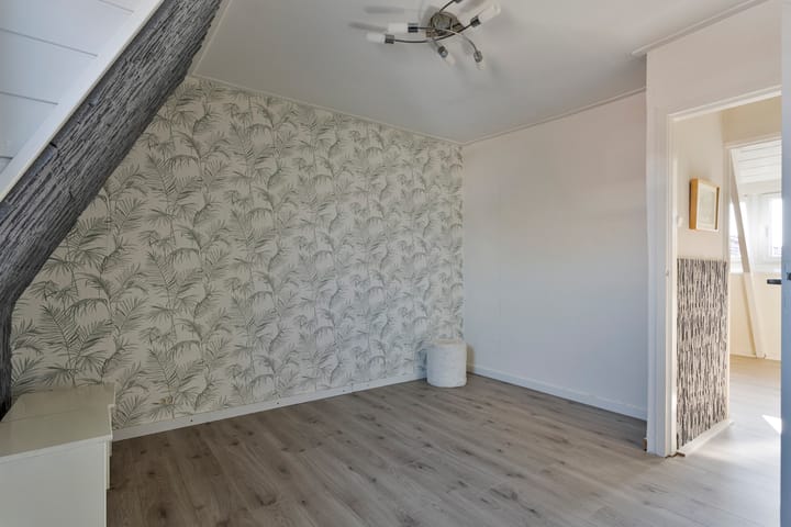 Foto 14 van Tjibbe Knolstraat 16