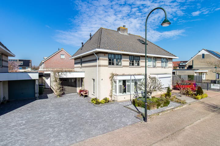 Foto 12 van Kapitein H. van der Maadenstraat 19