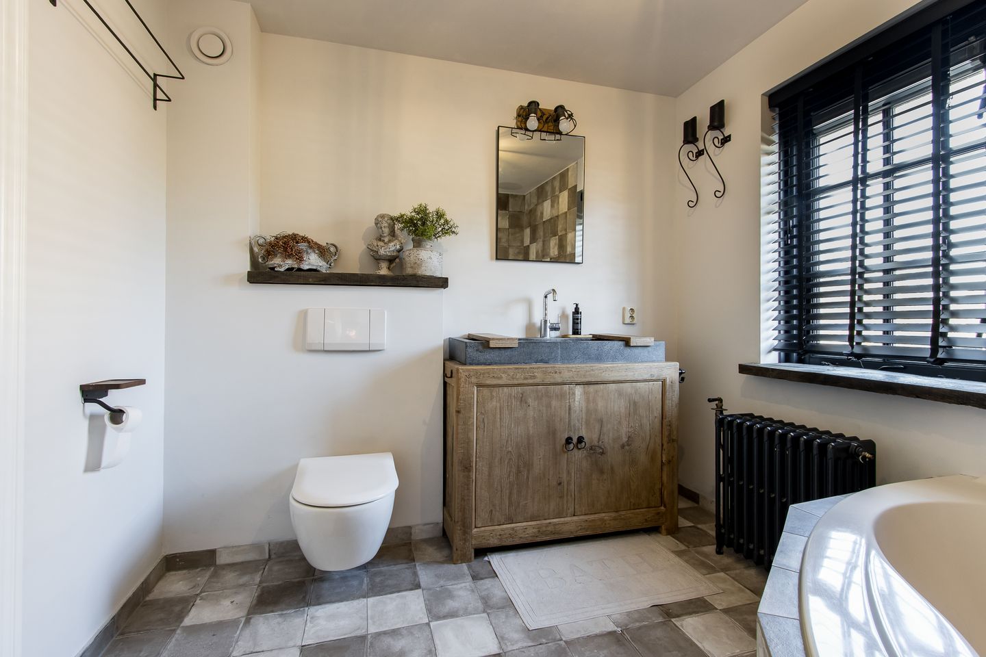 Foto 44 van Kapitein H. van der Maadenstraat 19