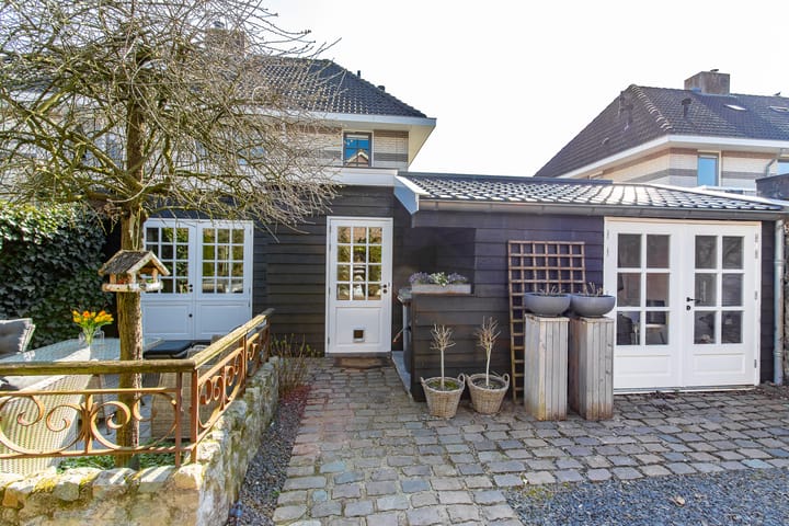 Foto 53 van Kapitein H. van der Maadenstraat 19