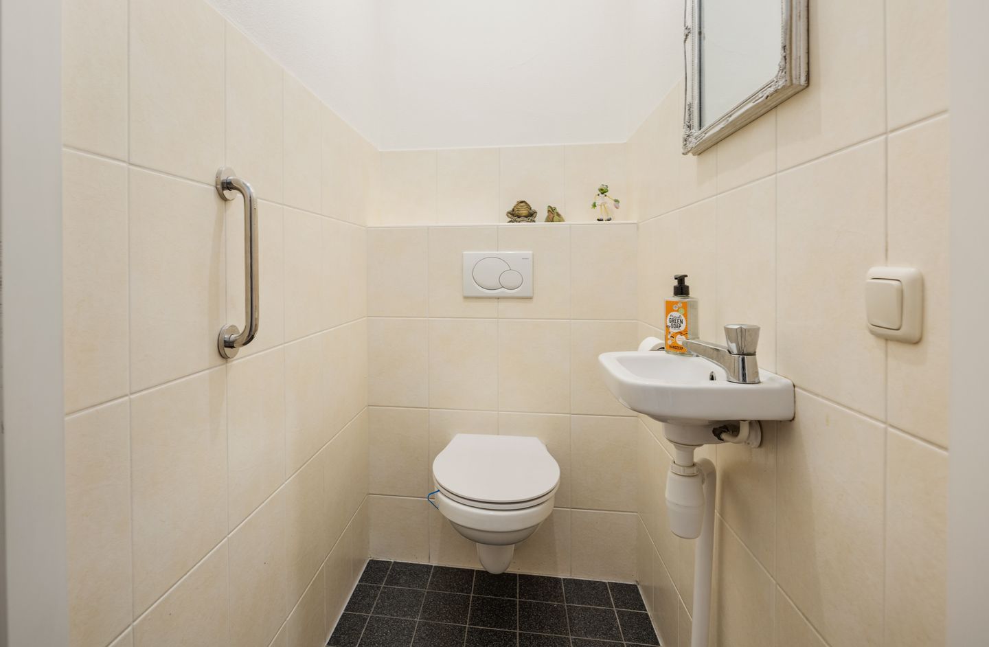 Photo 19 of Hoger Einde-Zuid 13-C