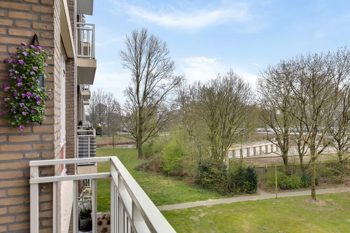 Foto 30 van Ringweg-Randenbroek 22-C