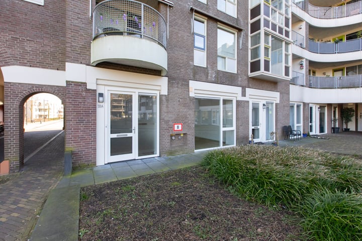Bekijk foto van Schouwburgplein 130 A
