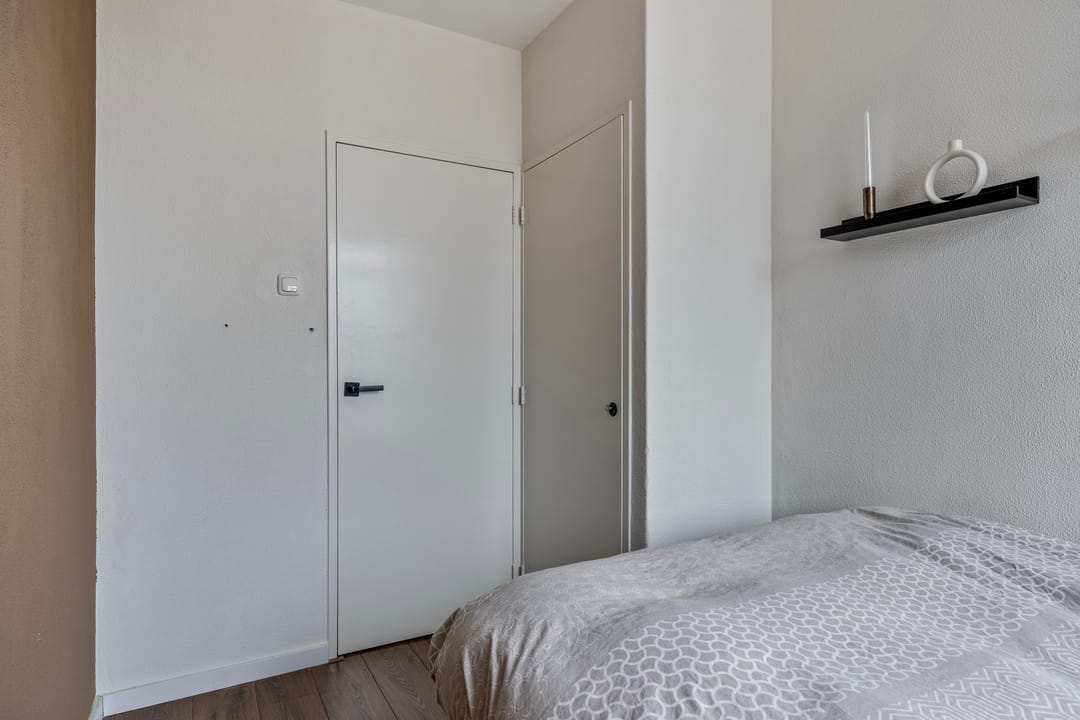 Photo 16 of Staalstraat 29