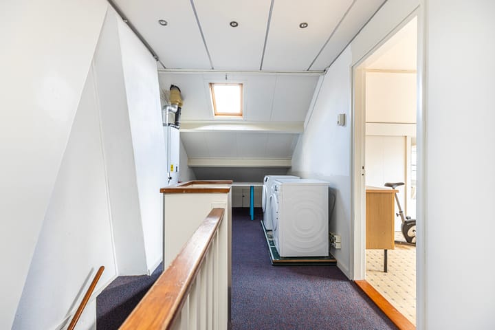 Photo 22 of Kort-Ambachtlaan 32