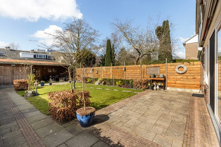 Photo 26 of Kort-Ambachtlaan 32