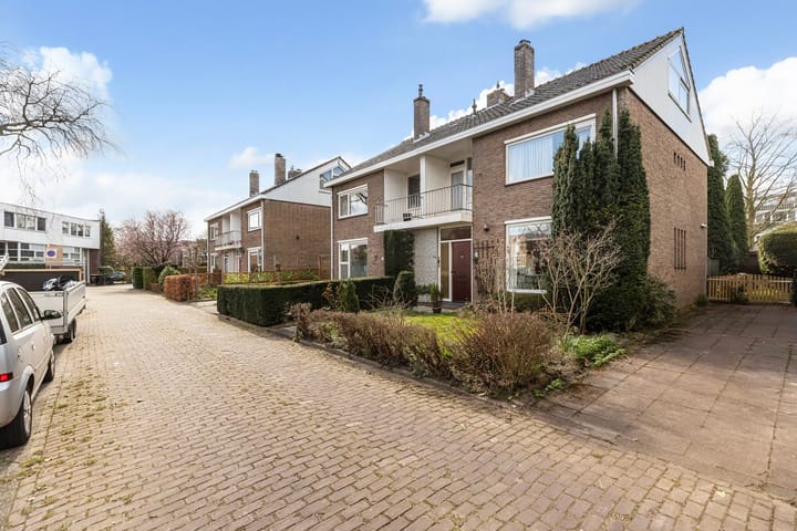 Photo 30 of Kort-Ambachtlaan 32