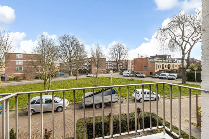 Photo 32 of Kort-Ambachtlaan 32