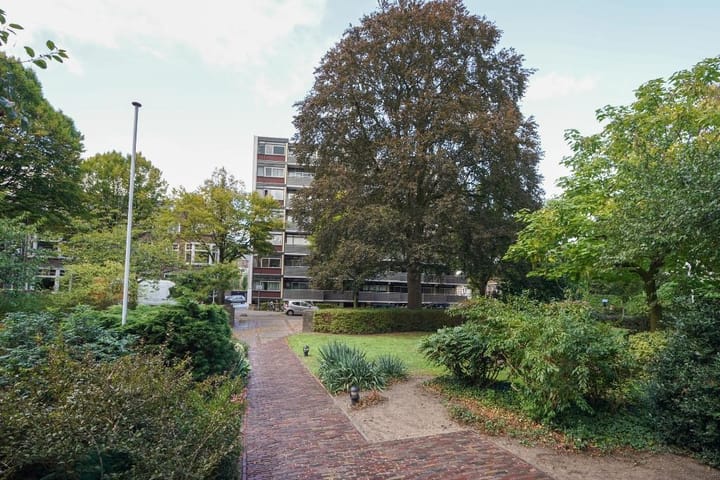 Foto 14 van van Nispenstraat 9