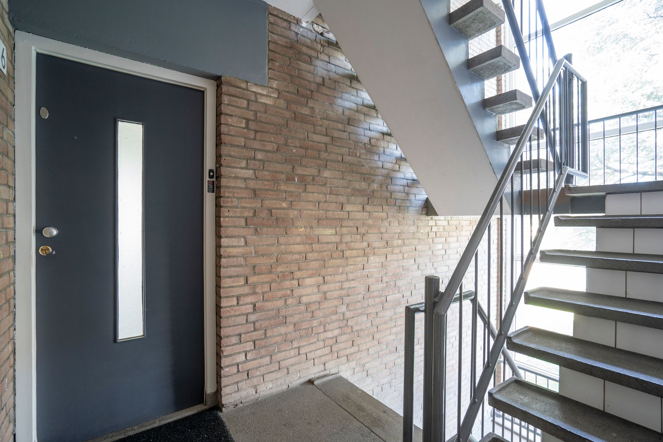 Photo 21 of Evertsenstraat 56