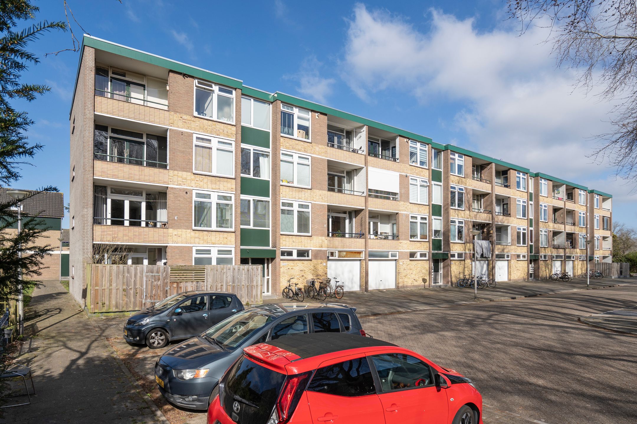 Photo 24 of Evertsenstraat 56