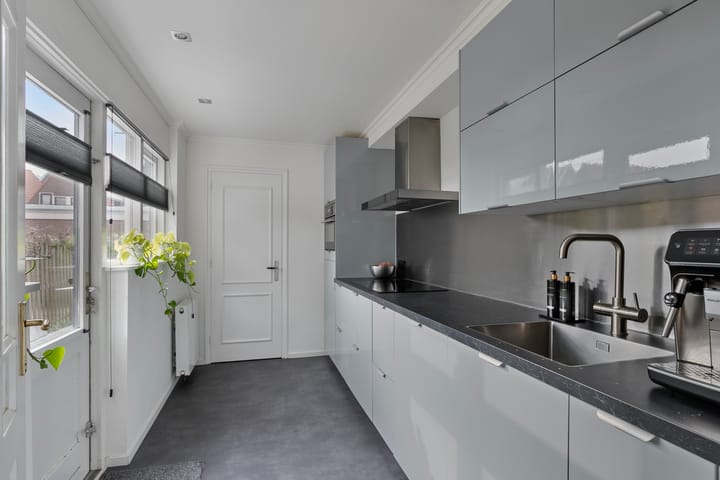 Foto 9 van Dokter Weversstraat 31