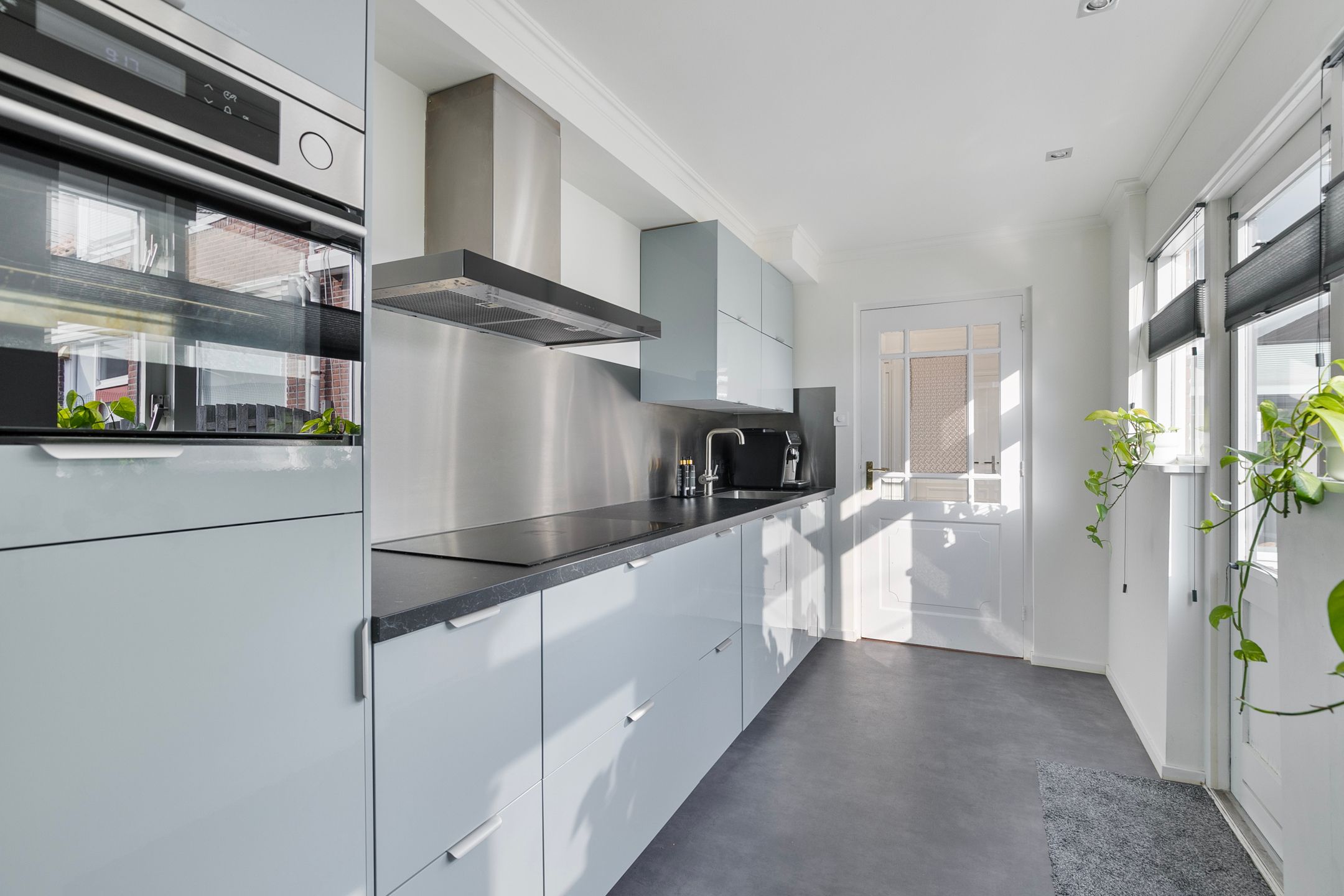 Foto 12 van Dokter Weversstraat 31