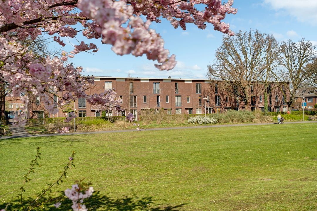 Photo 1 of P.G. van Nieuwkerkpad 38