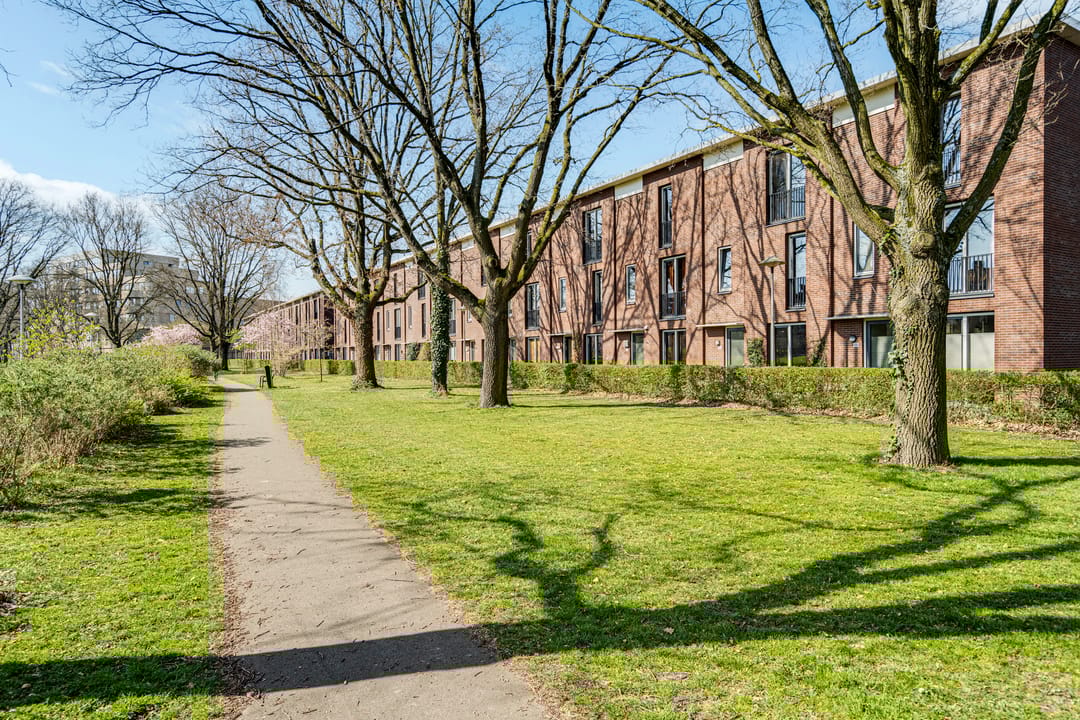 Photo 2 of P.G. van Nieuwkerkpad 38