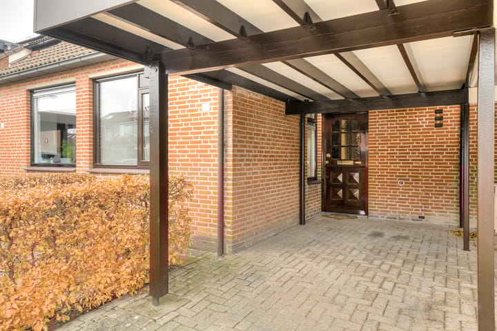 Photo 3 of Jan van Scorelstraat 43