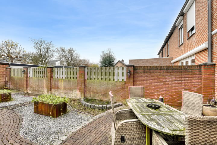 Photo 5 of Jan van Scorelstraat 43