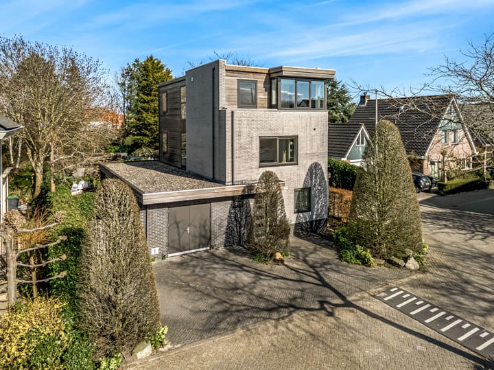 Foto 2 van Robert Stolzhof 120