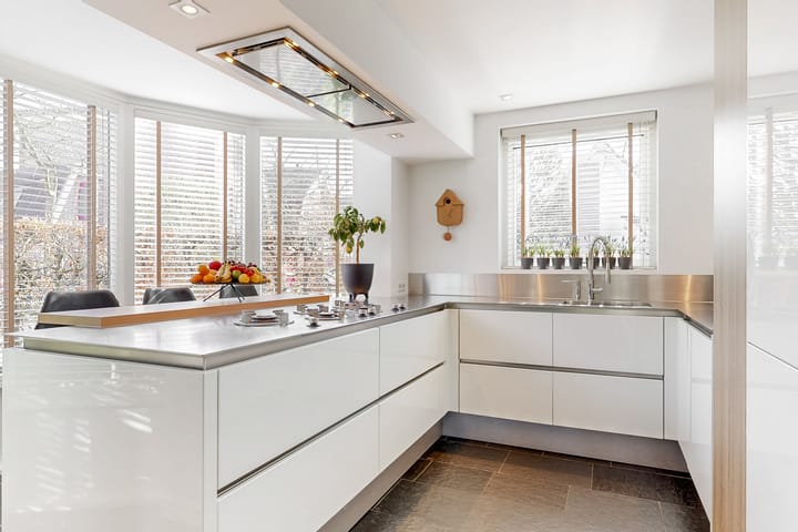 Foto 10 van Robert Stolzhof 120