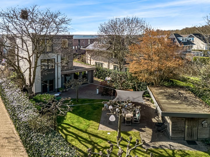 Foto 43 van Robert Stolzhof 120