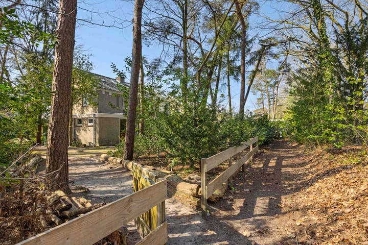 Foto 33 van Eikenburglaan 24