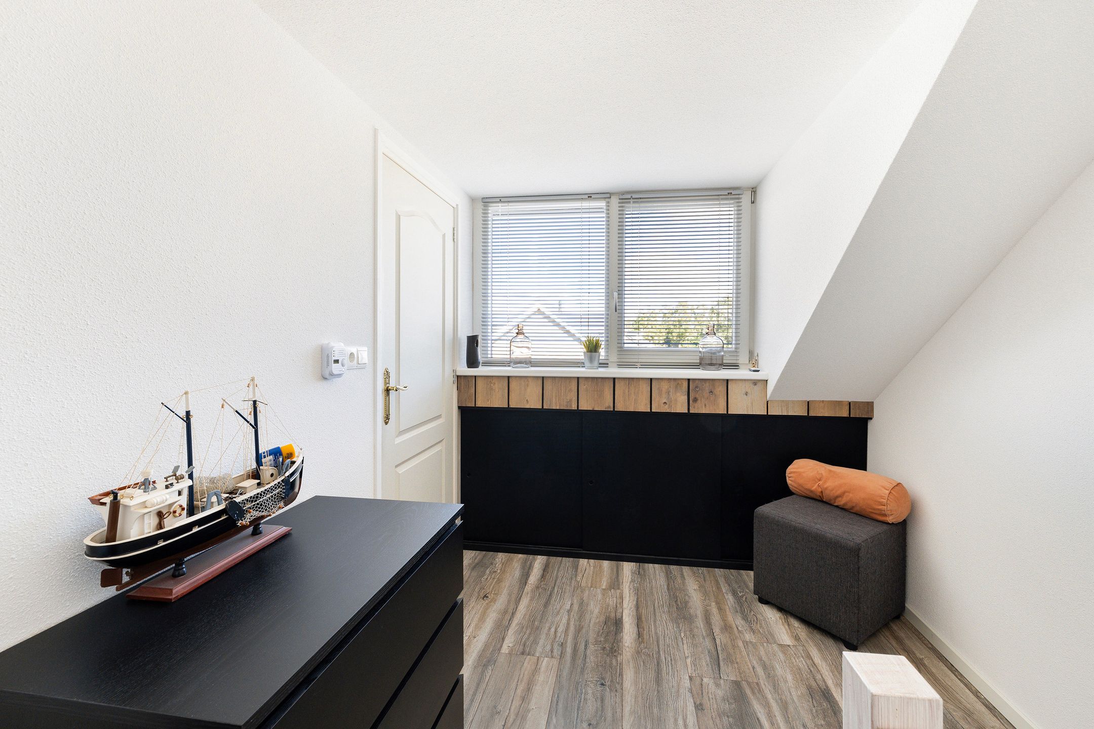 Foto 33 van Jhr Mr A F de Savornin Lohmanstraat 43