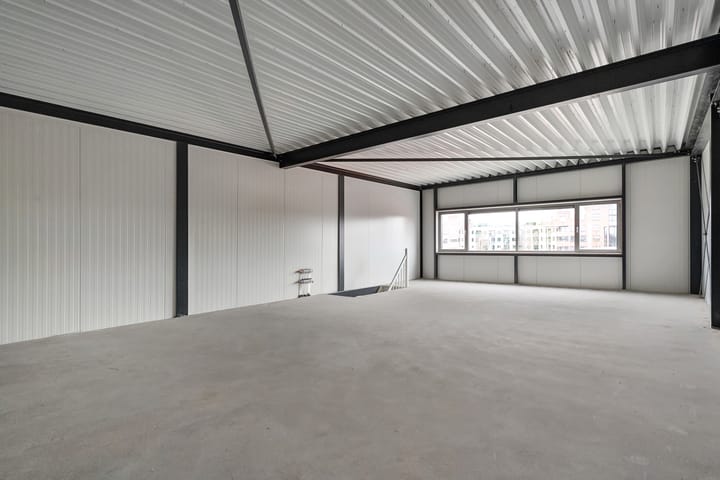 Photo 14 of J. van den Boschkade 6-26