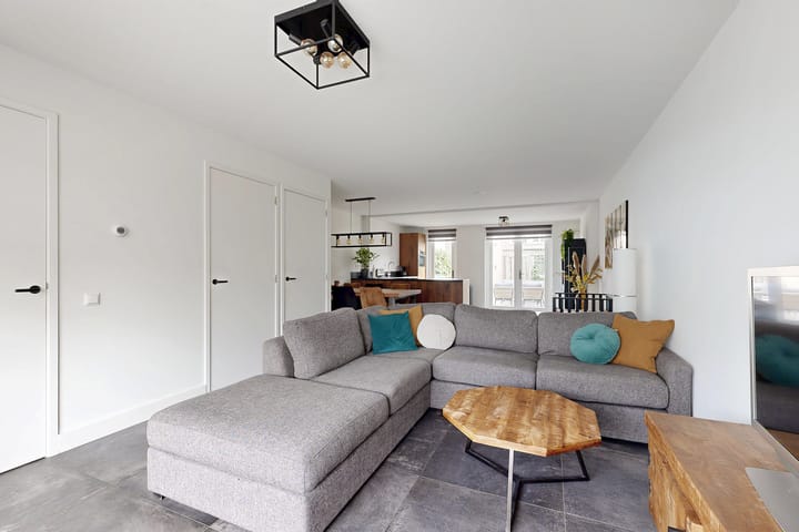 Photo 10 of Hoornbloemstraat 3