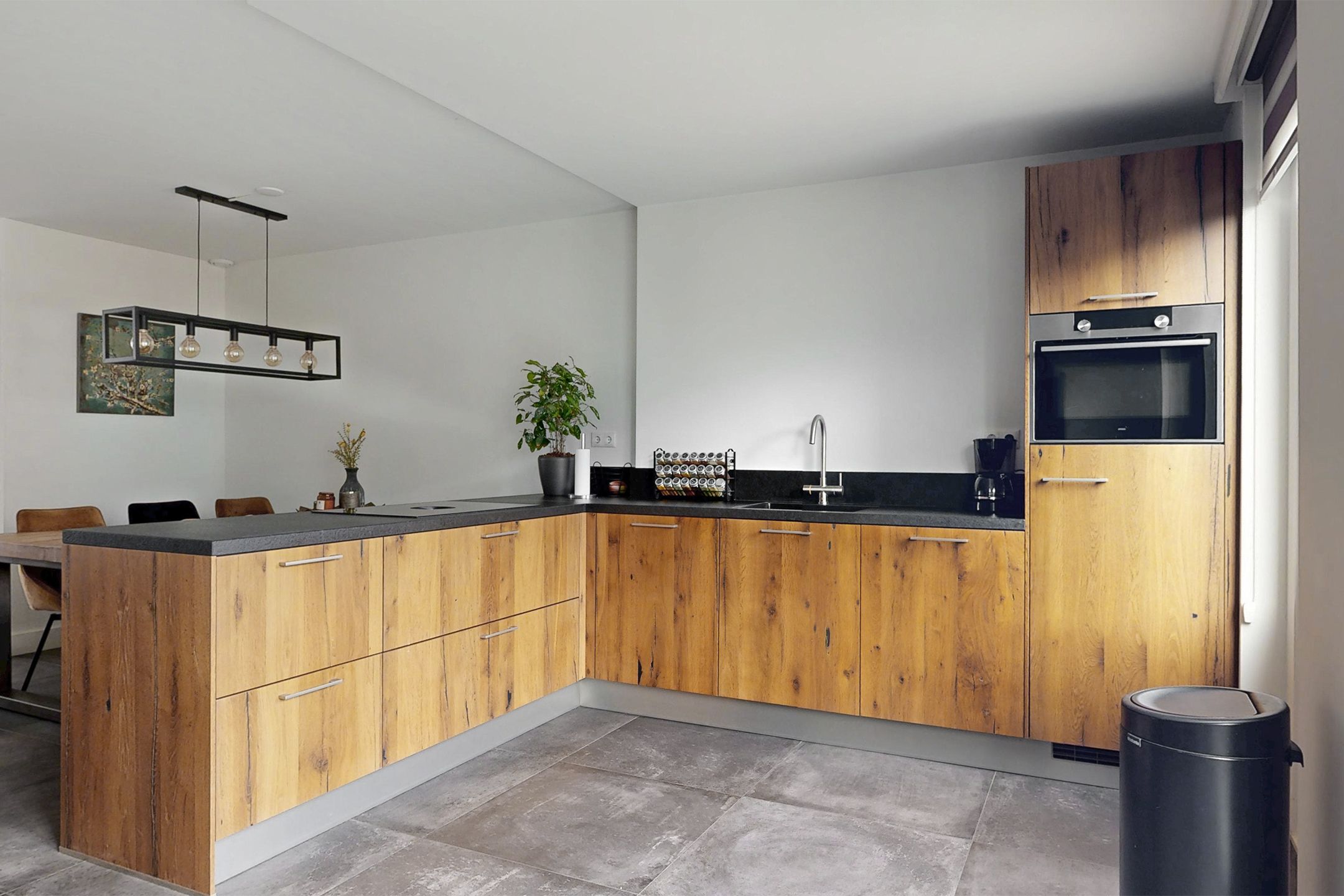 Photo 27 of Hoornbloemstraat 3