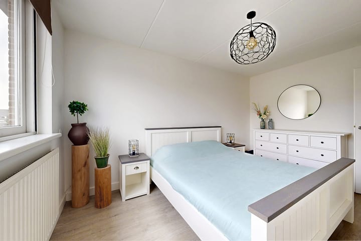 Photo 36 of Hoornbloemstraat 3