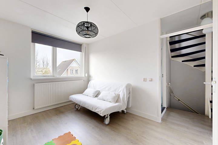 Photo 40 of Hoornbloemstraat 3