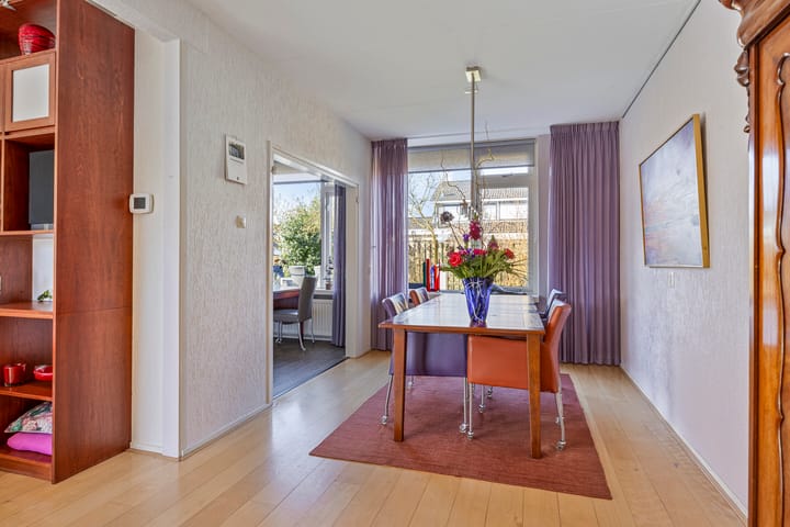 Foto 12 van Troelstrastraat 12