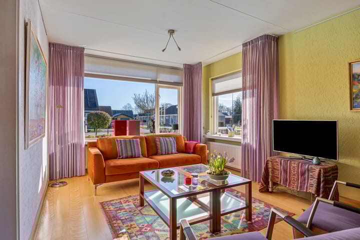 Foto 8 van Troelstrastraat 12