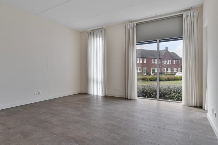 Photo 9 of Creemerhof 13