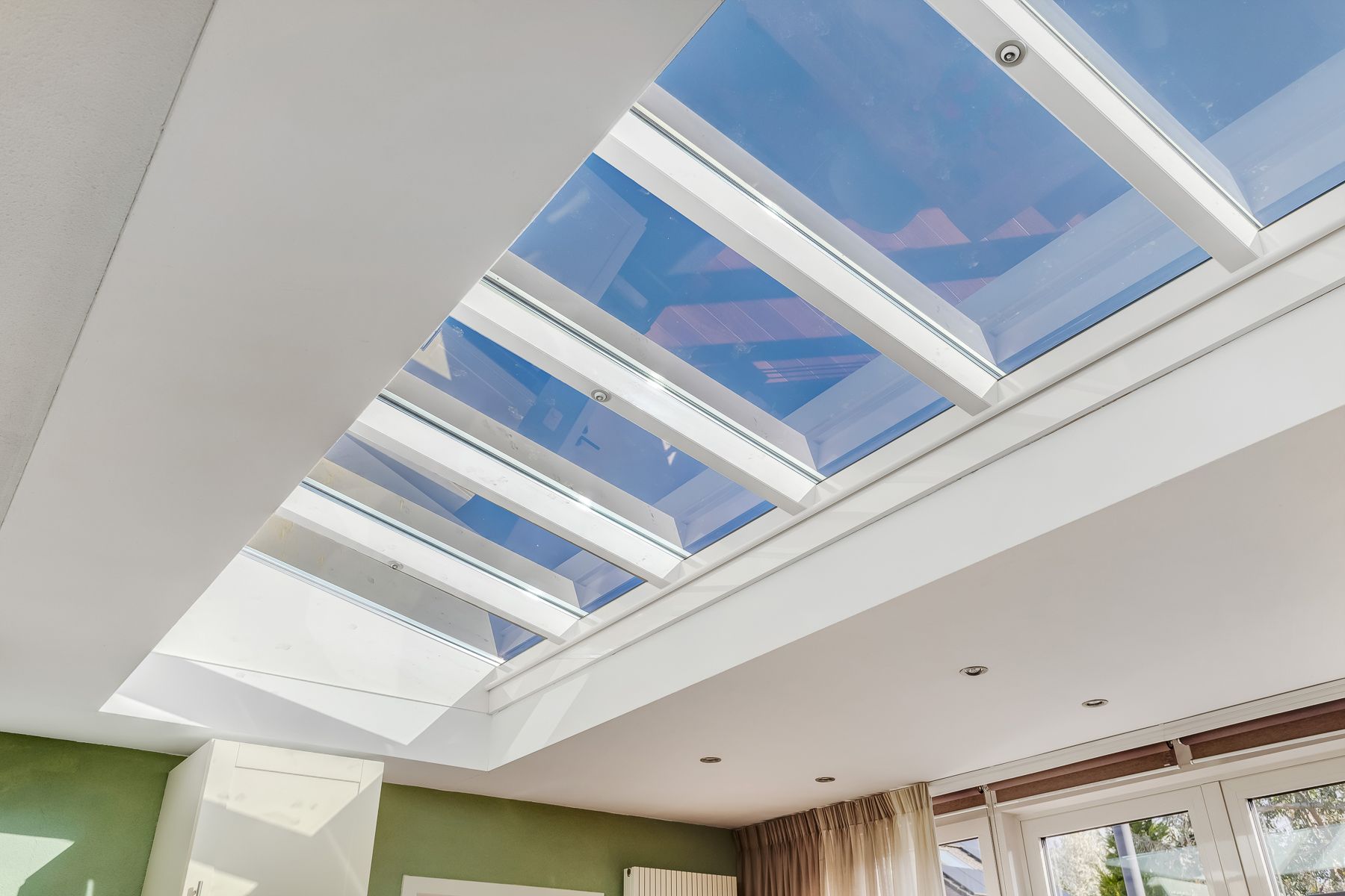 Foto 12 van Moerasbos 24