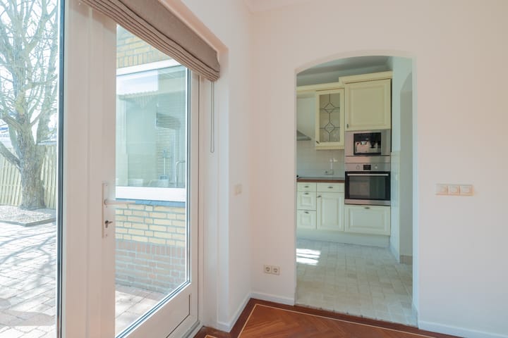 Foto 18 van Quarles van Uffordstraat 97