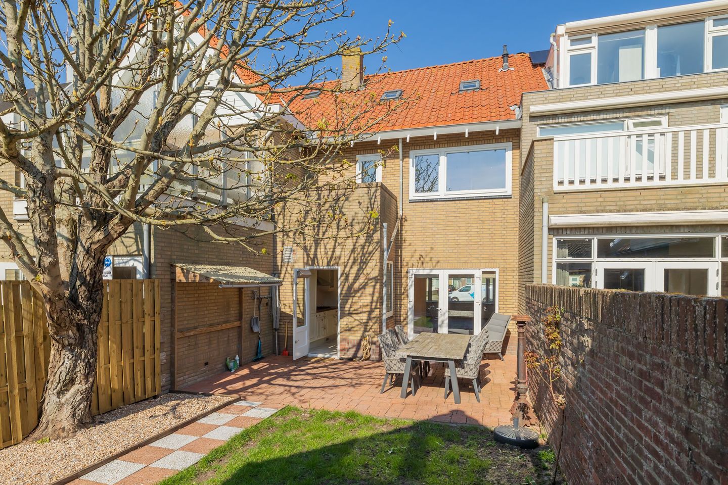 Foto 40 van Quarles van Uffordstraat 97