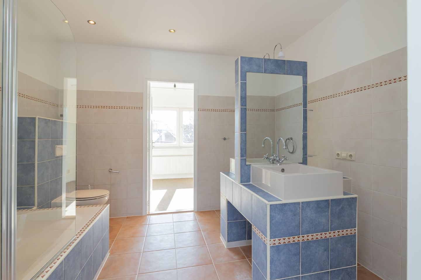 Foto 29 van Quarles van Uffordstraat 97