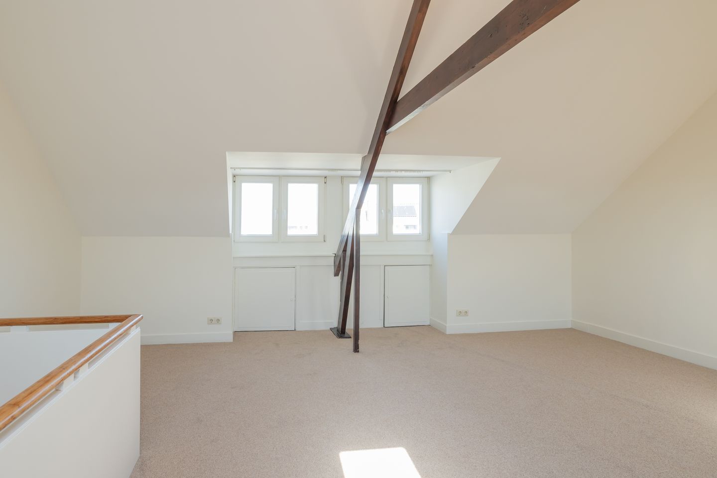 Foto 35 van Quarles van Uffordstraat 97