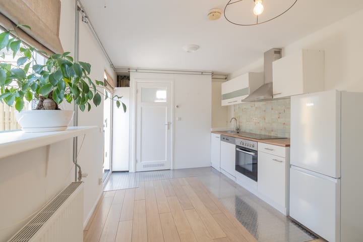 Foto 45 van Quarles van Uffordstraat 97