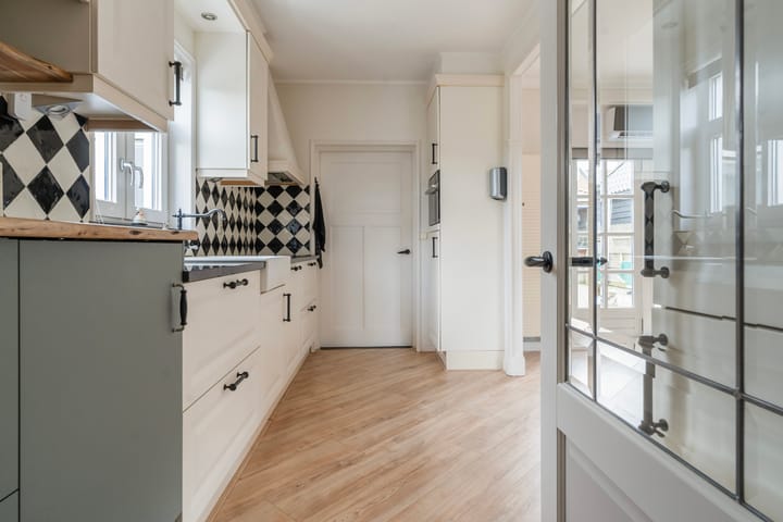 Photo 8 of Lutskedyk 13